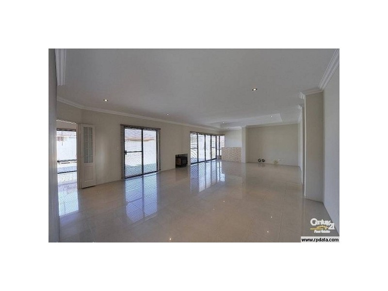 13 Blue Wren Gardens, Mandurah WA 6210