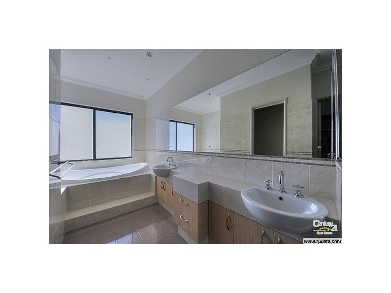 13 Blue Wren Gardens, Mandurah WA 6210