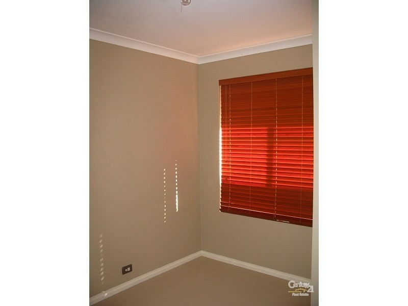 1 Leeder Street, Safety Bay WA 6169