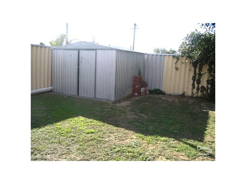 1 Leeder Street, Safety Bay WA 6169