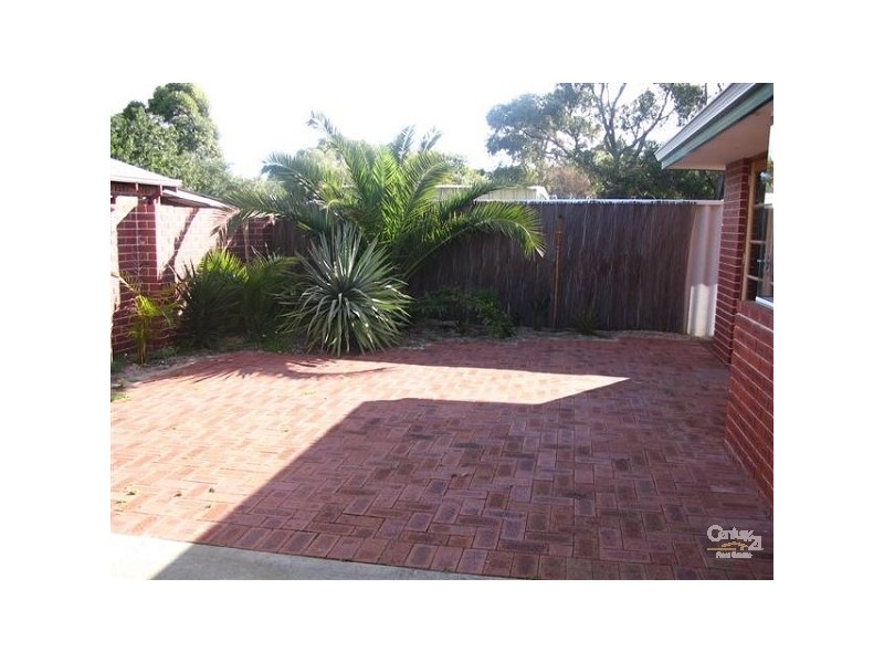 1 Leeder Street, Safety Bay WA 6169
