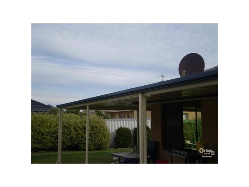 22 Toledo Circuit, Port Kennedy WA 6172