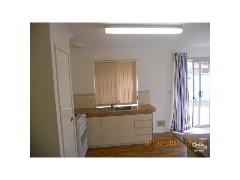 12 Bernier Close, Waikiki WA 6169