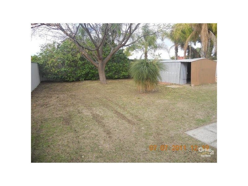 12 Bernier Close, Waikiki WA 6169