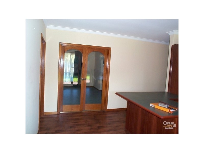 4 Dodd Place, Warnbro WA 6169