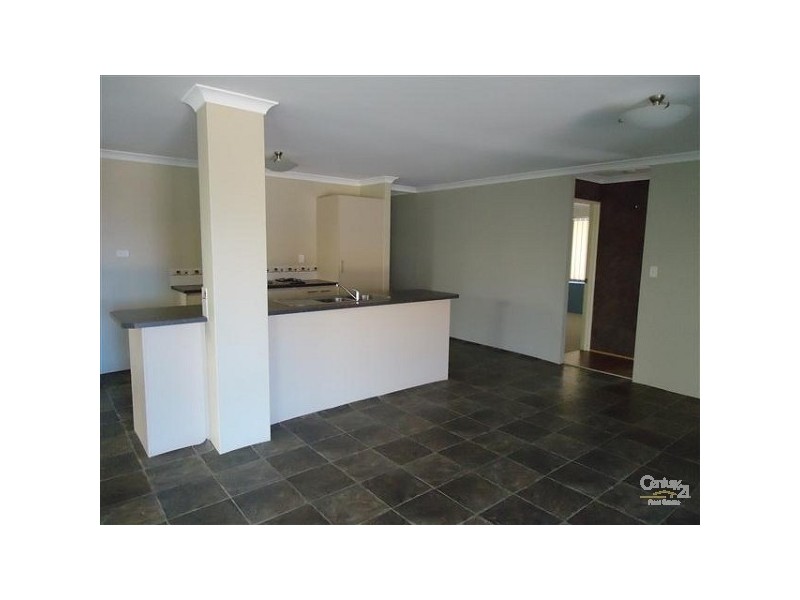 10 Squires Avenue, Bertram WA 6167