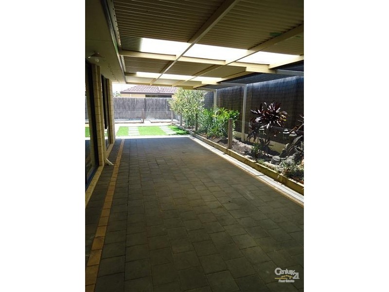 10 Squires Avenue, Bertram WA 6167