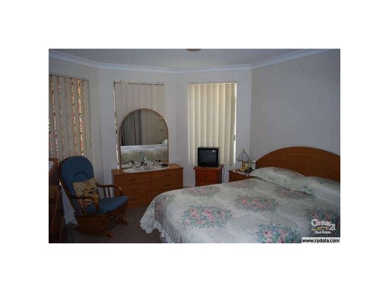 2A Lindeman Court, Waikiki WA 6169