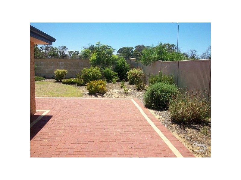 20 Westlinton Circle, Waikiki WA 6169