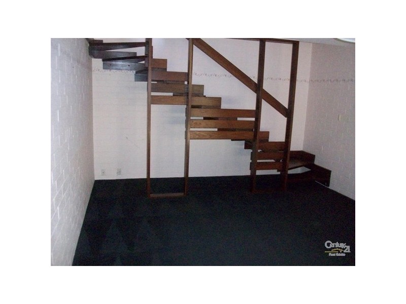 18/13 Merope Close, Rockingham WA 6168