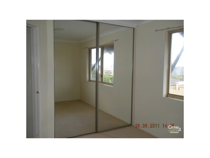 54/436 Safety Bay Road, Waikiki WA 6169