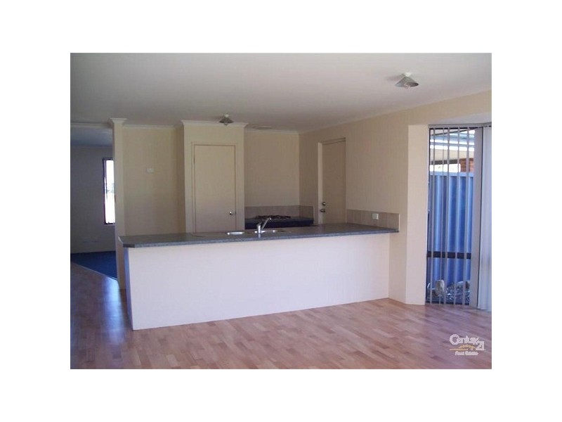 7 Seaspray Place, Waikiki WA 6169