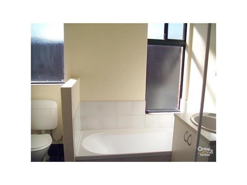 7 Seaspray Place, Waikiki WA 6169