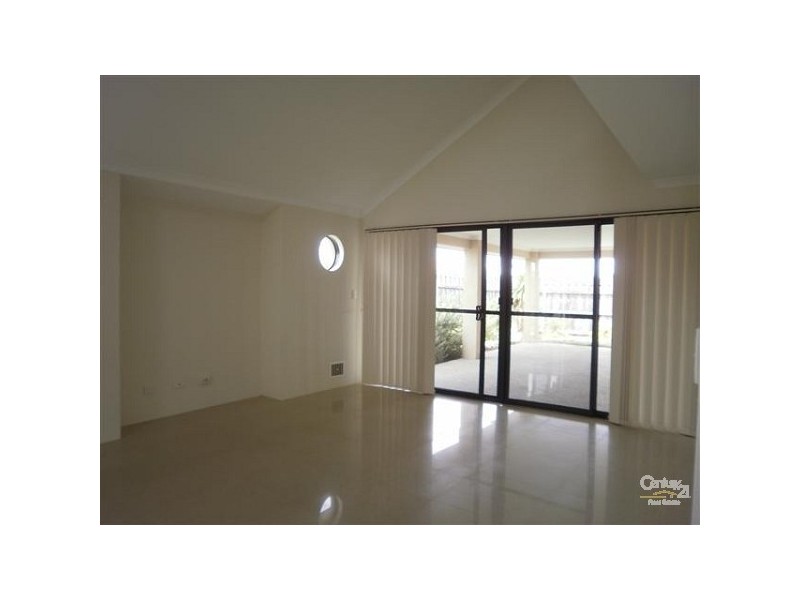 40 Rees Crescent, Rockingham WA 6168