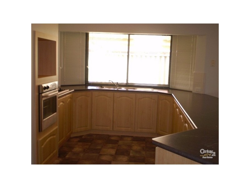 10 Caldera Way, Port Kennedy WA 6172