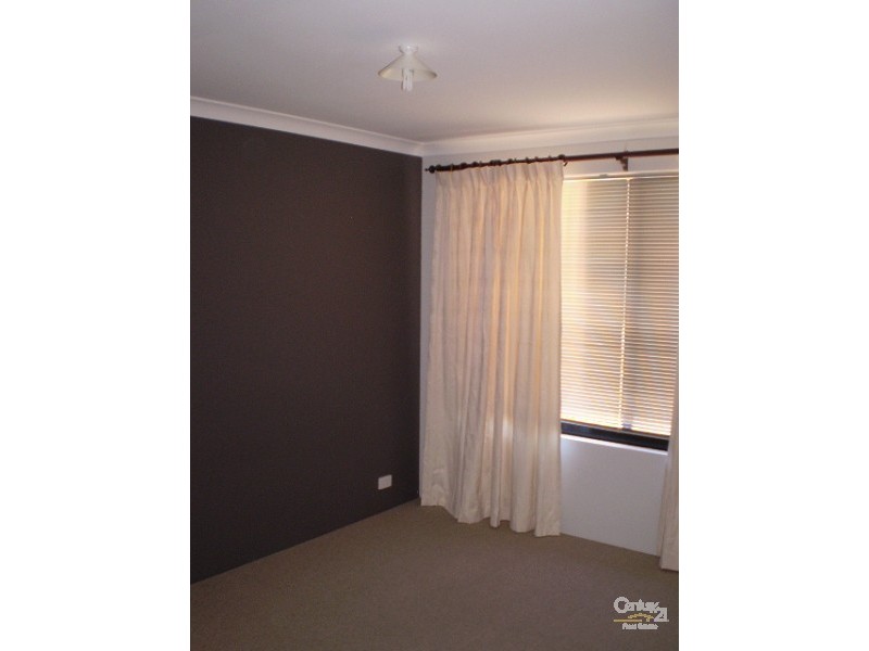 10 Caldera Way, Port Kennedy WA 6172