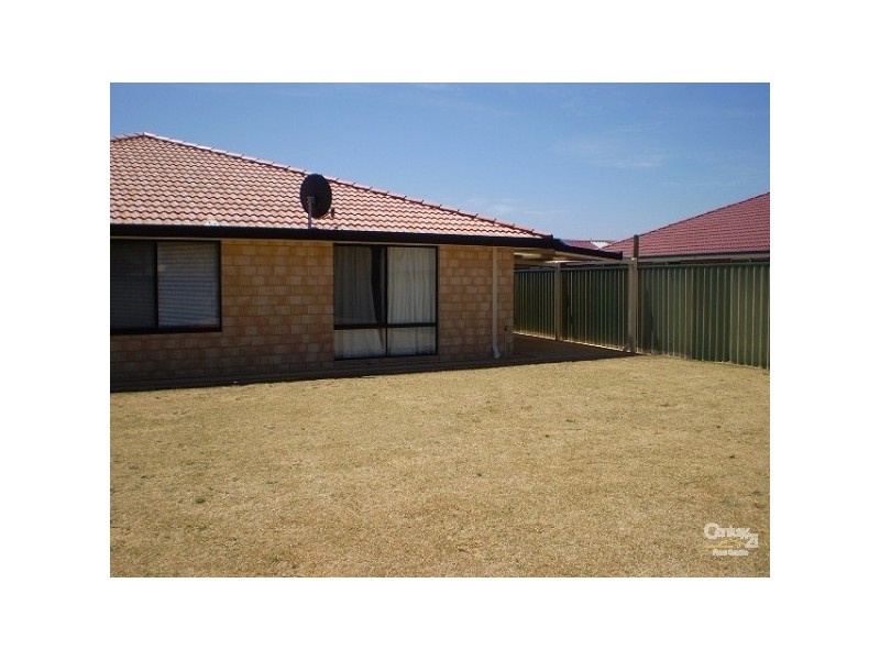 10 Caldera Way, Port Kennedy WA 6172