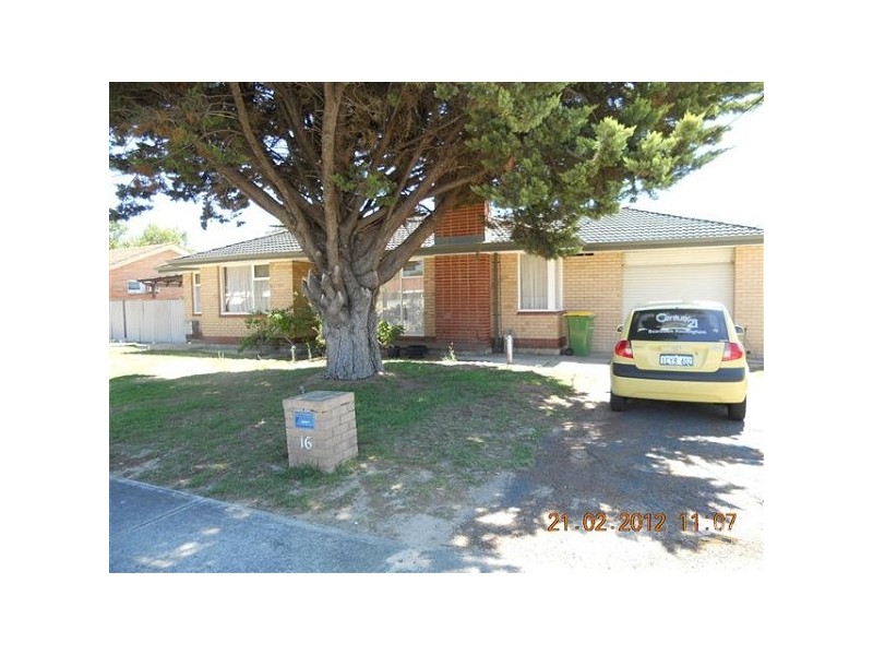 16 Houston Street, Rockingham WA 6168