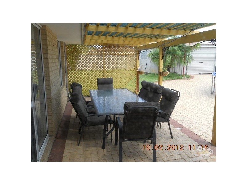 30 Dress Circle, Warnbro WA 6169