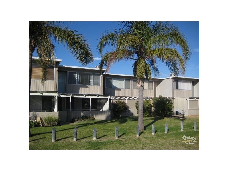 2/27 Harrison Street, Rockingham WA 6168