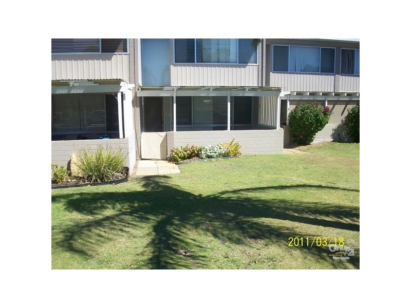 2/27 Harrison Street, Rockingham WA 6168