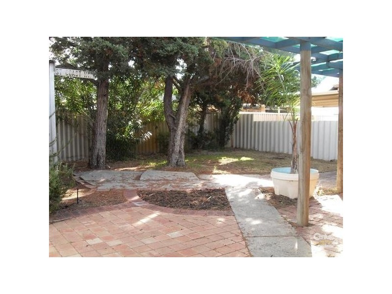 32 Georgetown Drive, Safety Bay WA 6169