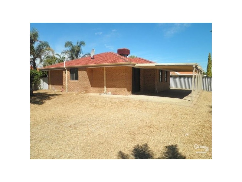 15 Chittering Place, Cooloongup WA 6168