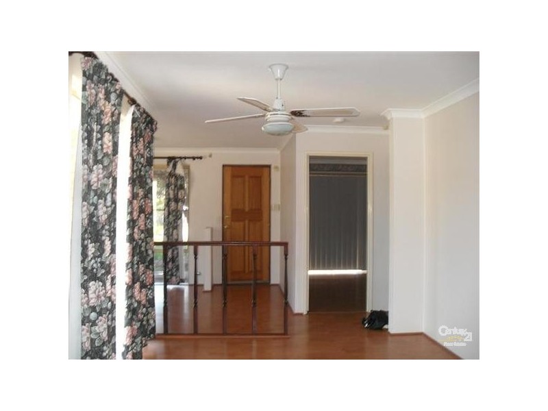 32 Minigwal Loop, Waikiki WA 6169