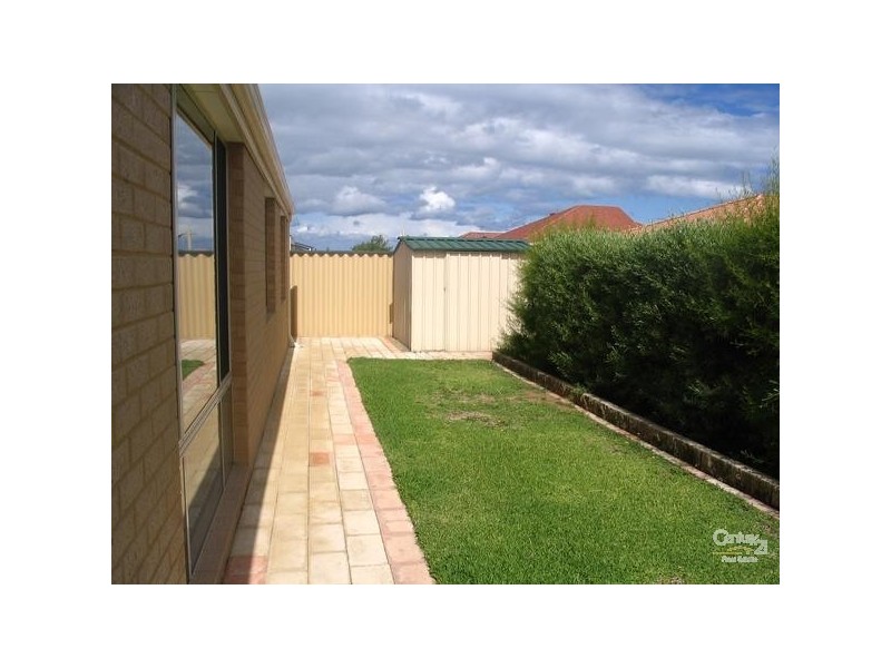 23 Carpentaria Drive, Port Kennedy WA 6172