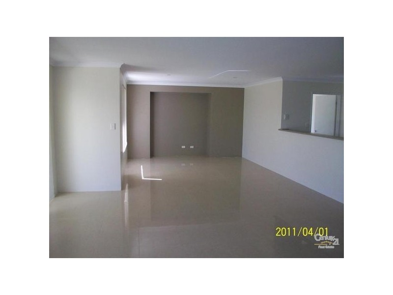 45 Boyle Avenue, Rockingham WA 6168