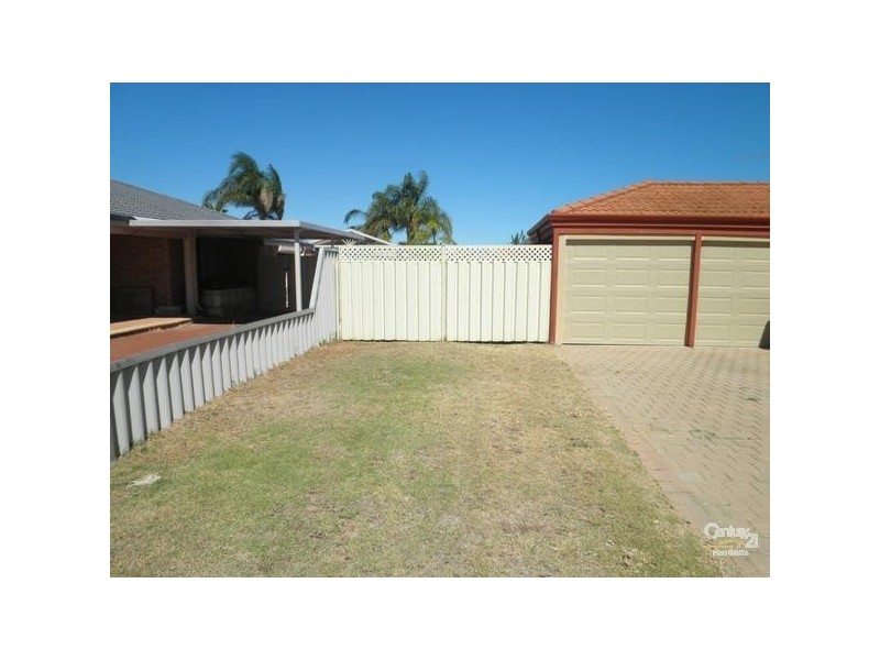 12 Gidgi Way, Waikiki WA 6169