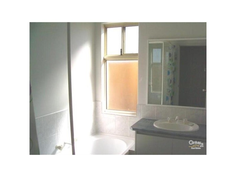 8/4 Marlo Place, Waikiki WA 6169