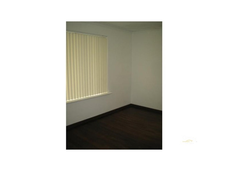 25 Biscayne Street, Safety Bay WA 6169