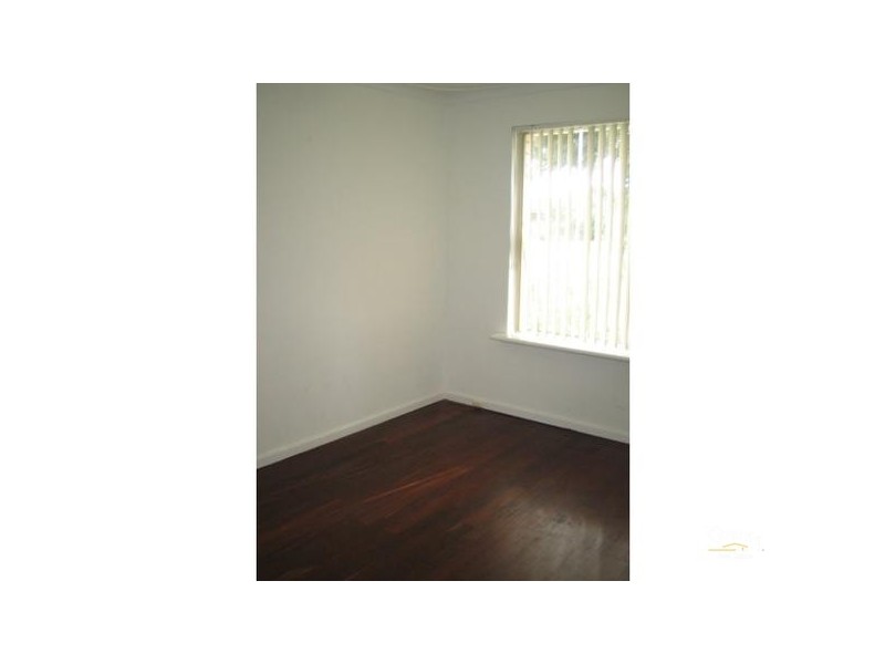 25 Biscayne Street, Safety Bay WA 6169