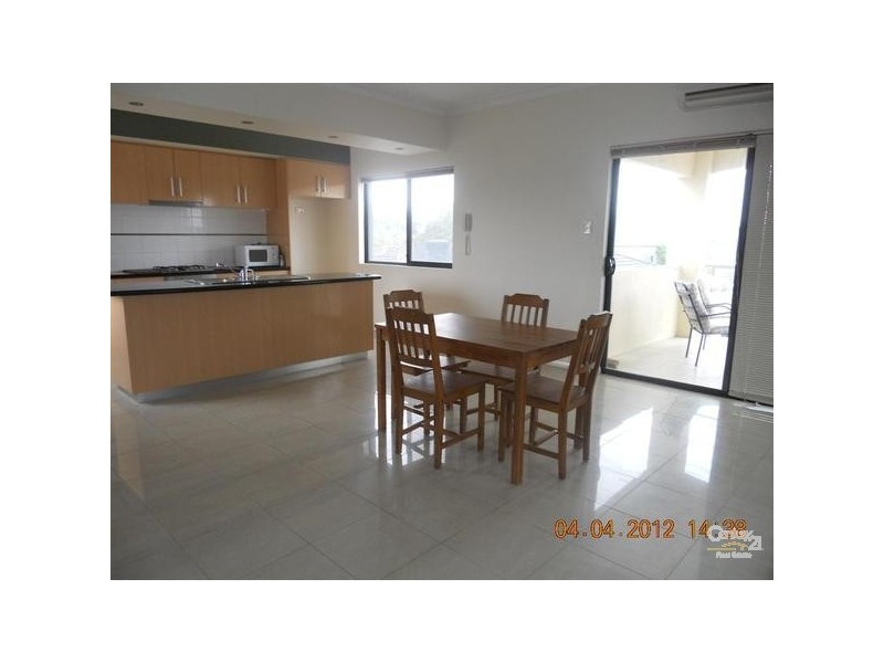 4/138 Lewington Street, Rockingham WA 6168