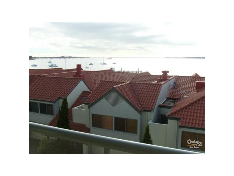 6/7 Railway Terrace, Rockingham WA 6168