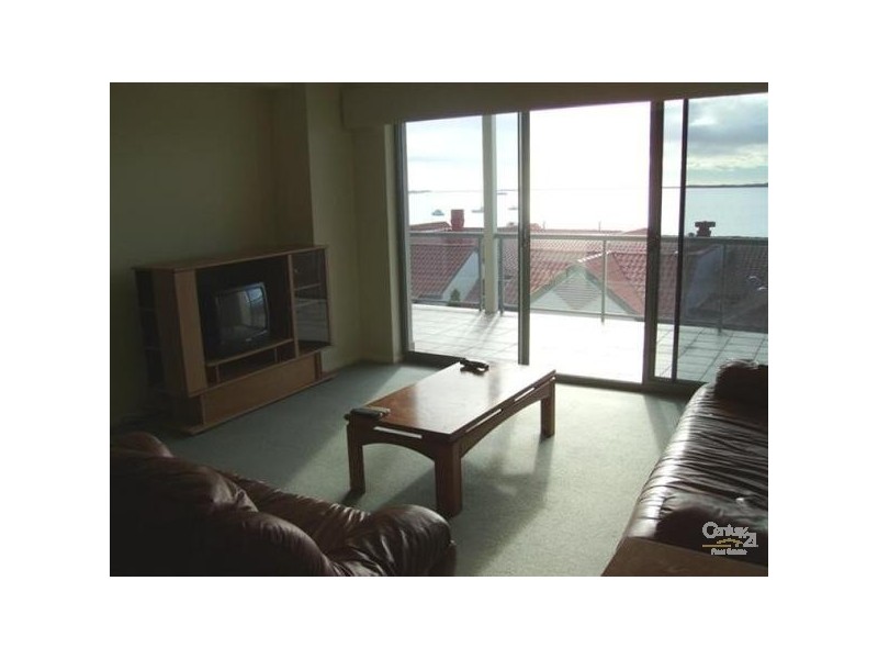 6/7 Railway Terrace, Rockingham WA 6168