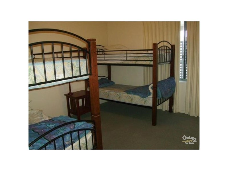 6/7 Railway Terrace, Rockingham WA 6168