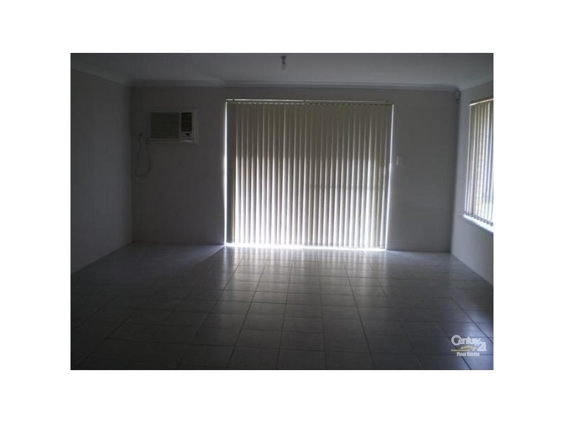 20 Harrington Waters Drive, Waikiki WA 6169