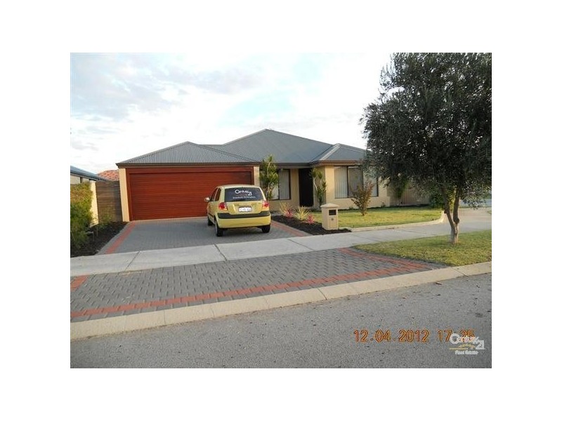 15 Noosa Drive, Secret Harbour WA 6173