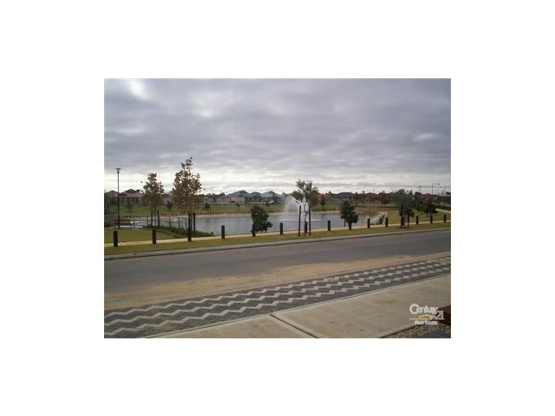 4 Rhapsody Close, Shoalwater WA 6169