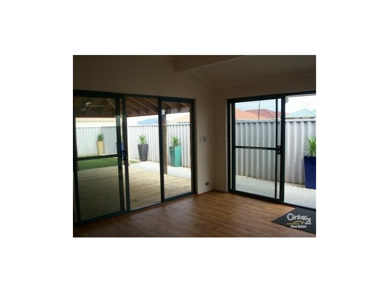 4 Rhapsody Close, Shoalwater WA 6169