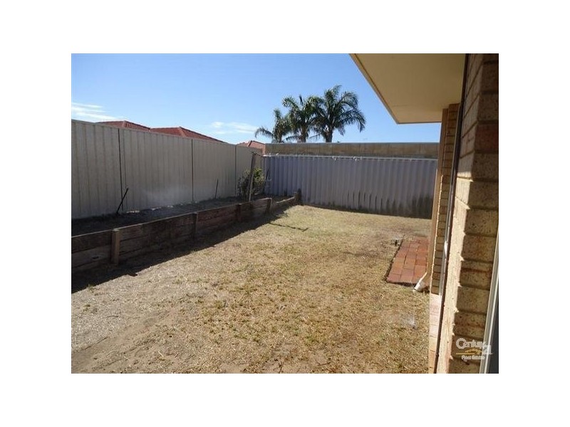 16 Hood Court, Port Kennedy WA 6172