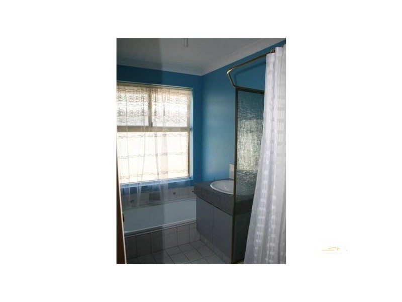 16 Hood Court, Port Kennedy WA 6172