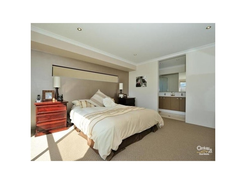6 Chestnut Way, Baldivis WA 6171