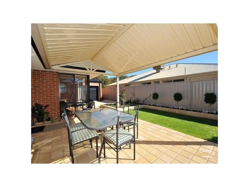 6 Chestnut Way, Baldivis WA 6171