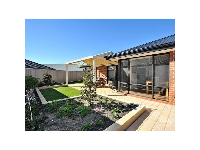 6 Chestnut Way, Baldivis WA 6171