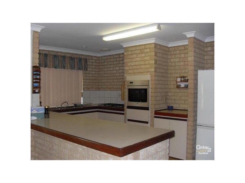 590 Safety Bay Road, Waikiki WA 6169