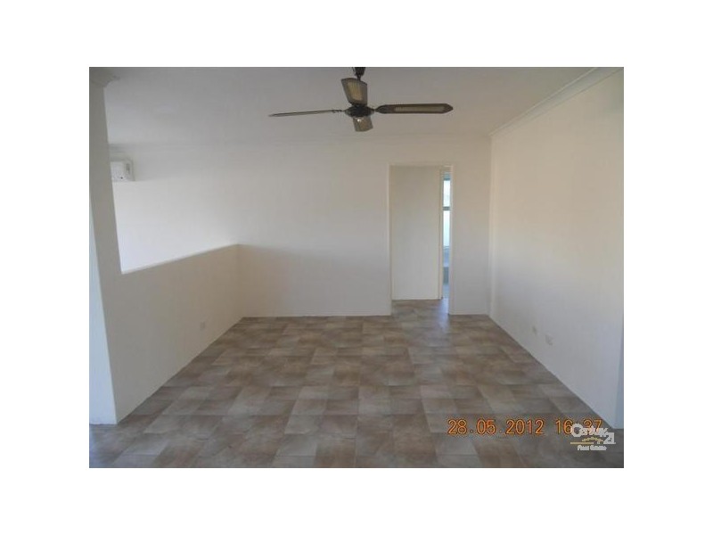 16 Hood Court, Port Kennedy WA 6172