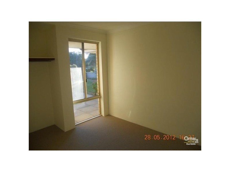 16 Hood Court, Port Kennedy WA 6172